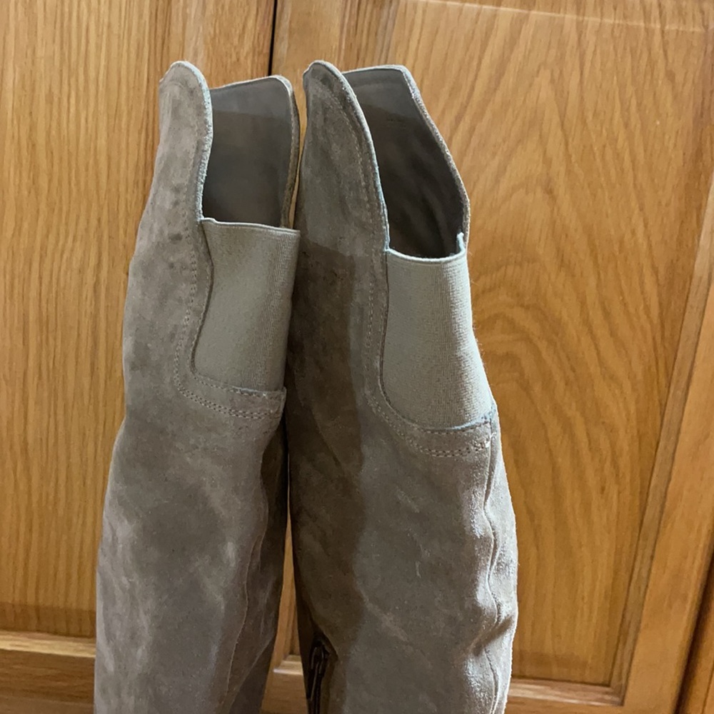 𝐕𝐈𝐍𝐂𝐄 𝐁𝐨𝐨𝐭𝐬 - Picture 3 of 7